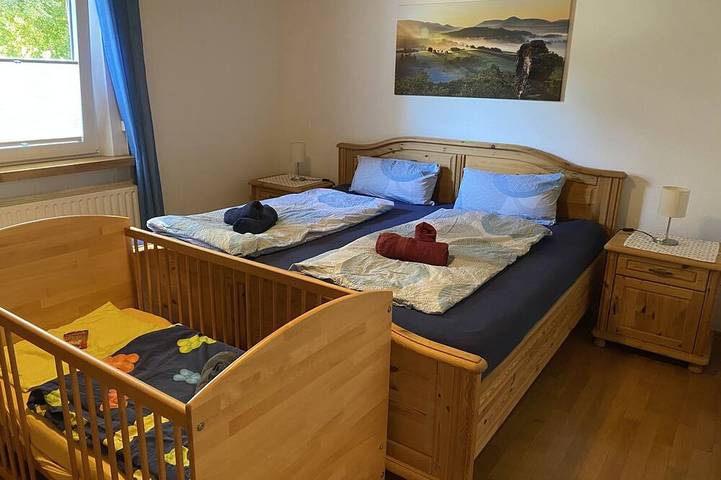 Ganze Wohnung, Ferienwohnung in der schönen Pfalz im Spargeldorf Dudenhofen in Dudenhofen, Rheinebene