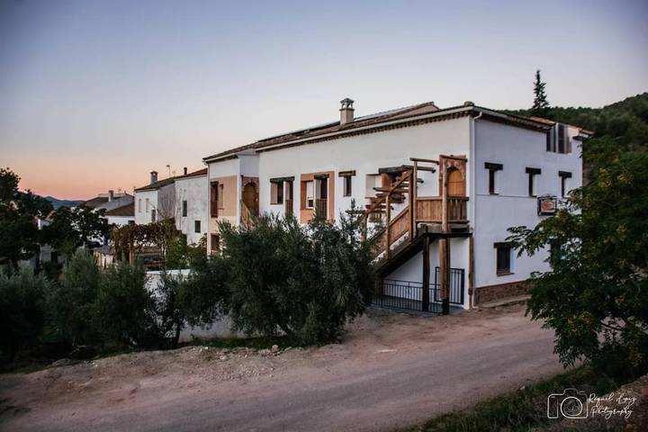 Maison de campagne pour 2 personnes, avec vue et jardin ainsi que piscine et terrasse, animaux acceptés à Hornos - 2