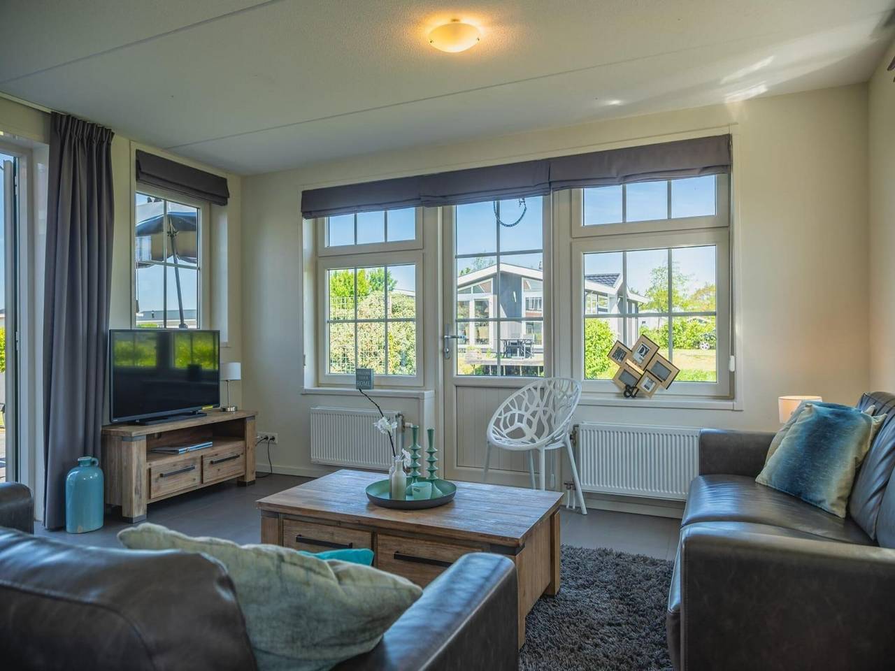 Ferienhaus im Zaanse-Stil mit Garten in Graft-De Rijp, Holländische Küste