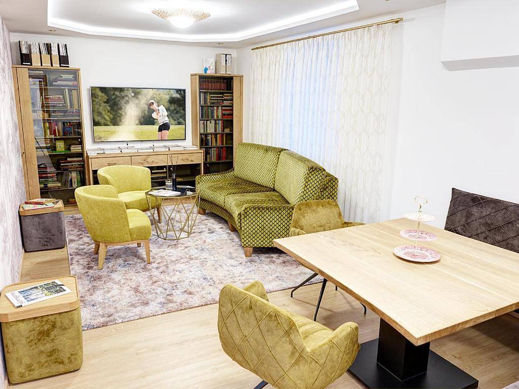 Ganze Ferienwohnung, Ferienwohnung für 2 Personen mit Garten in Bad Hall, Hausruckviertel