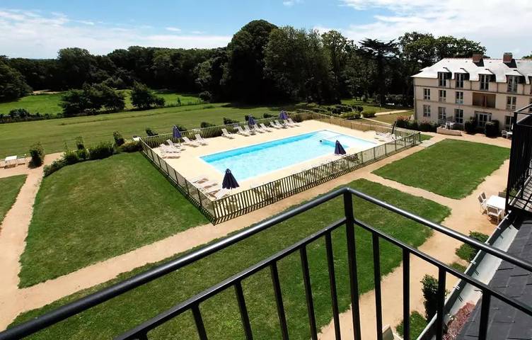 Ferienwohnung für 4 Personen, mit Pool und Garten - 1