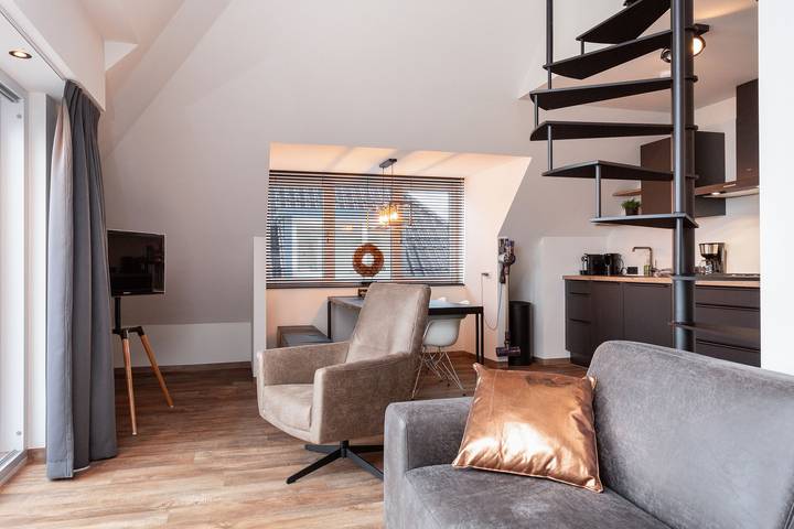 Ganze Wohnung, Holiday apartment - Paviljoenwei 12 | Offingawier   in Friesland