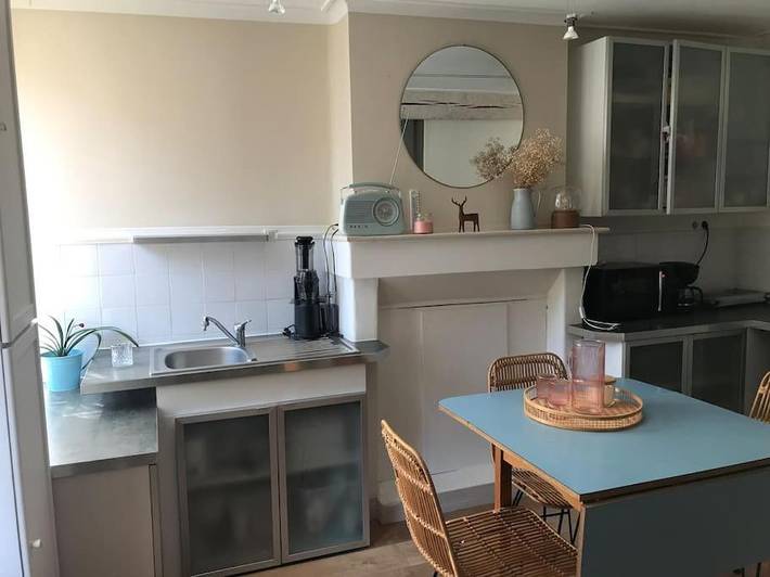 Location de vacances pour 2 personnes, avec terrasse et jardin dans Épisy - 2