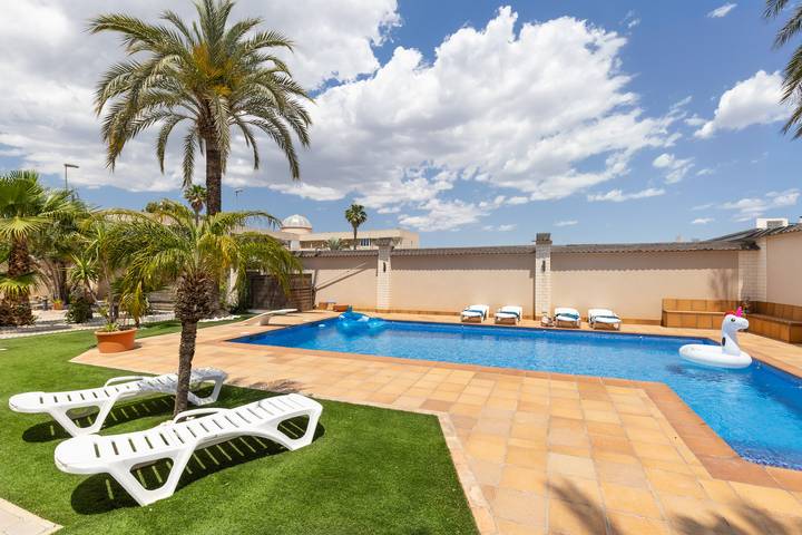 Casa rural para 14 personas, con jardín, Familias con niños en Pilar de la Horadada - 4