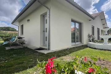 Gîte pour 4 personnes, avec terrasse à Lévignacq