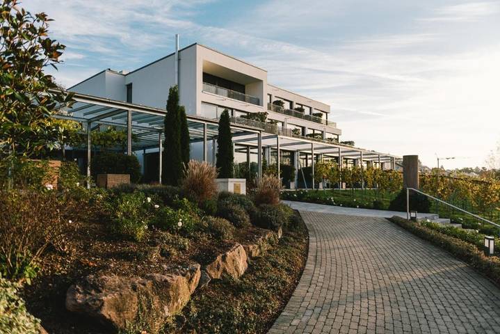 Hotel für 2 Personen, mit Balkon und Terrasse sowie Garten und Sauna in Östringen