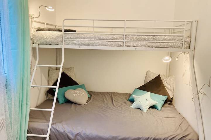 Location de vacances pour 5 personnes, avec terrasse ainsi que piscine et jardin à Valaurie - 3