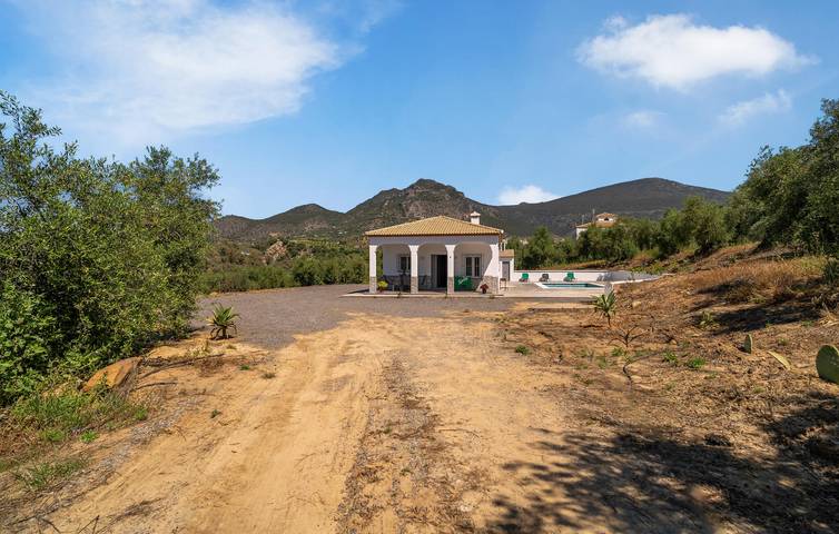 Location de vacances pour 7 personnes, avec terrasse et jardin, animaux acceptés à Algodonales - 4