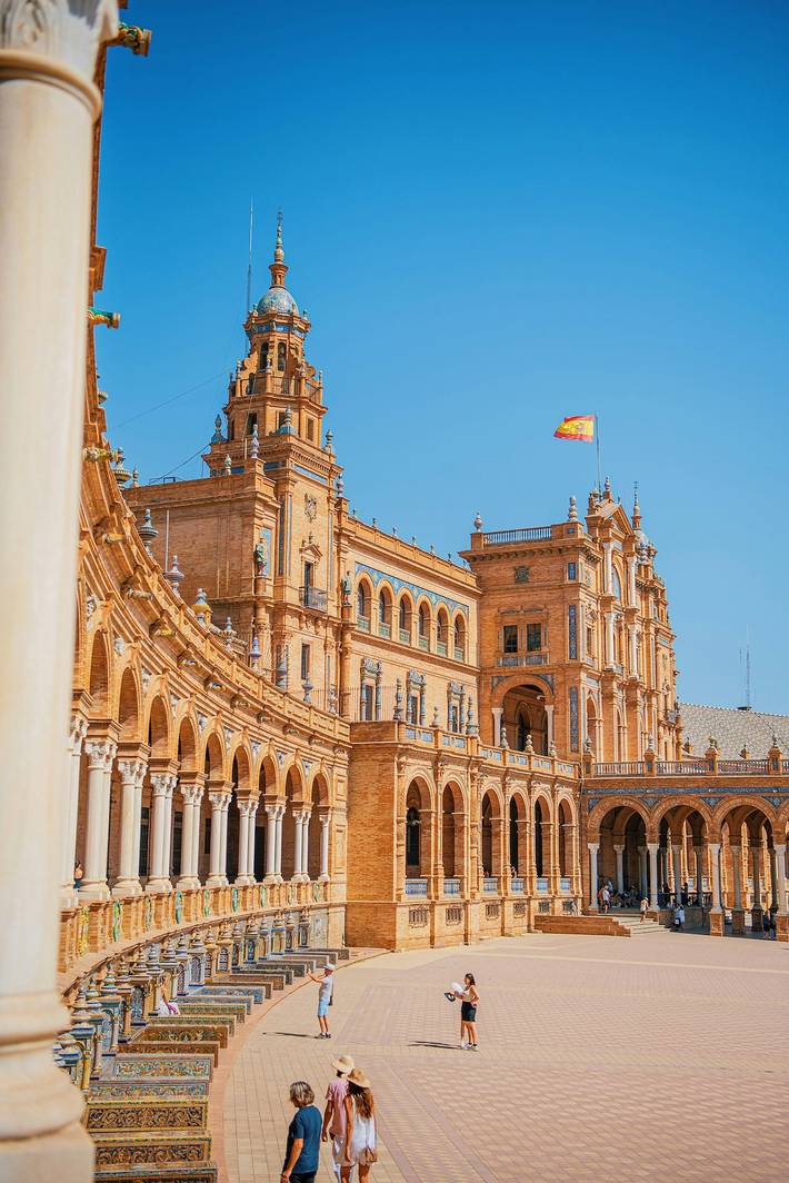 Entire apartment, Exclusive 2-Bedroom Apartment in Central Seville in San Pablo-Santa Justa, Sevilla