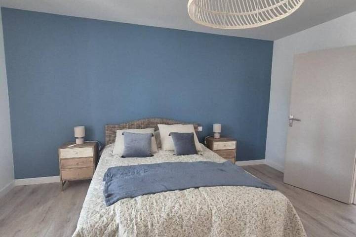 Location de vacances pour 8 personnes, avec balcon à Breuil-Magné - 3