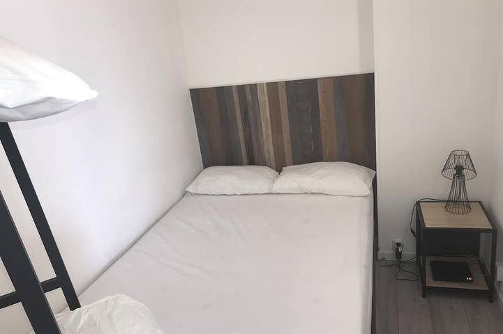 Gîte pour 4 personnes, avec jacuzzi et terrasse dans Port Santa-Lucia - 2
