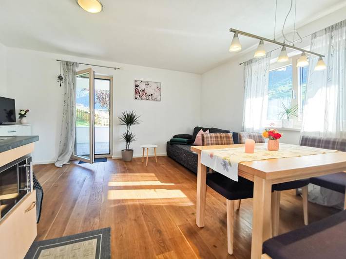 Ferienwohnung für 4 Personen, mit Terrasse und Garten sowie Ausblick in Gaschurn und Umgebung - 2