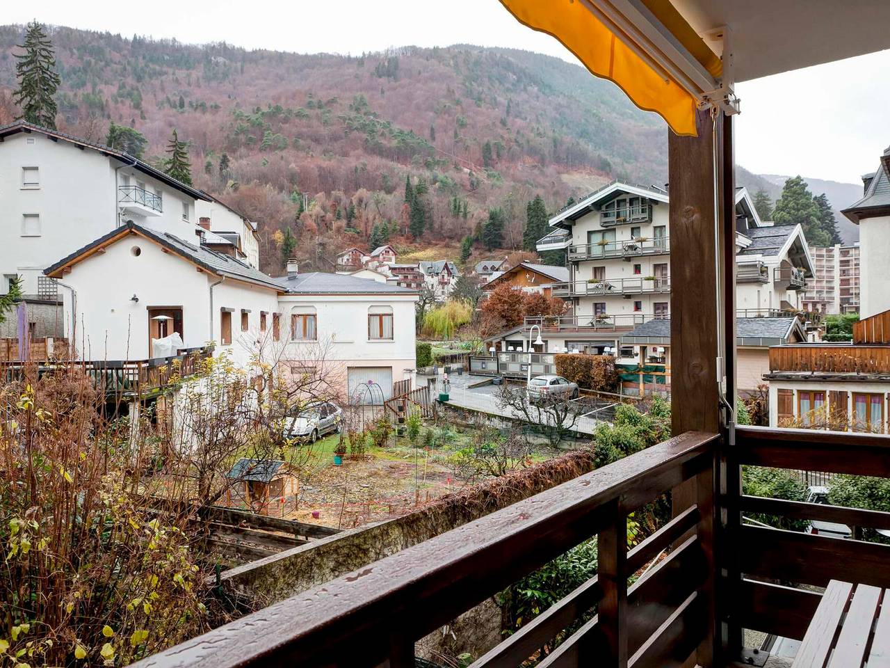 Entire apartment, Bright 3-room apartment for 6 with balcony, parking, Wifi, pets allowed in Brides-les-Bains, Les Trois Vallées
