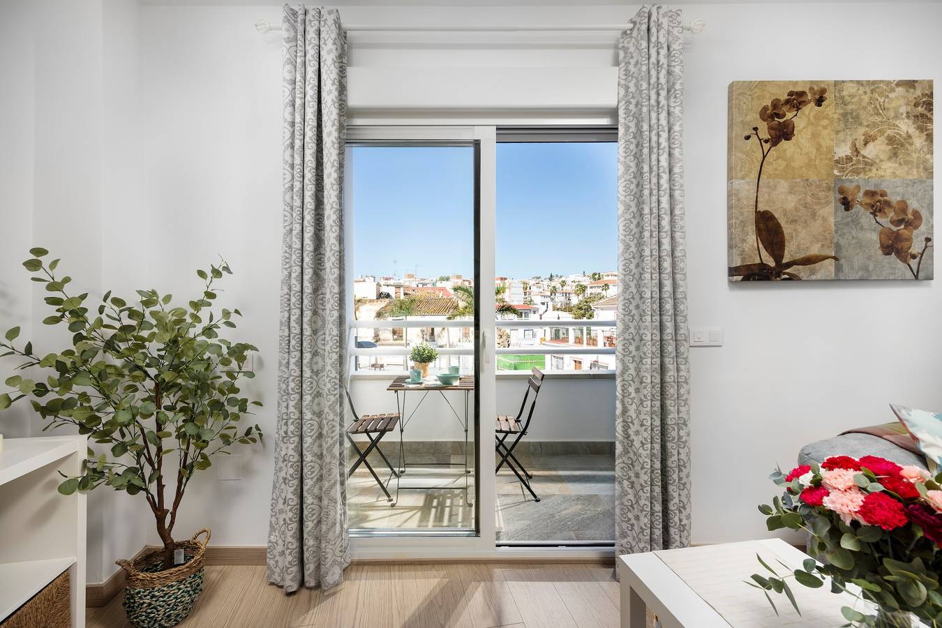 Entire apartment, Apartment 'Apartamento Capricho Torre Del Mar' with Private Terrace, Wi-Fi and Air Conditioning in Playa de Torre del Mar, Torre del Mar