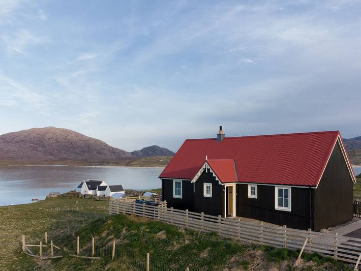 Cottage for 2 people, with Garden in Lewis and Harris