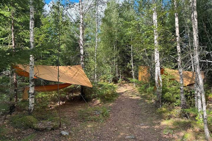 Natur pur im Tipi “Skogsanda”– Dein Rückzugsort in Schwedens Wildnis in Värmland