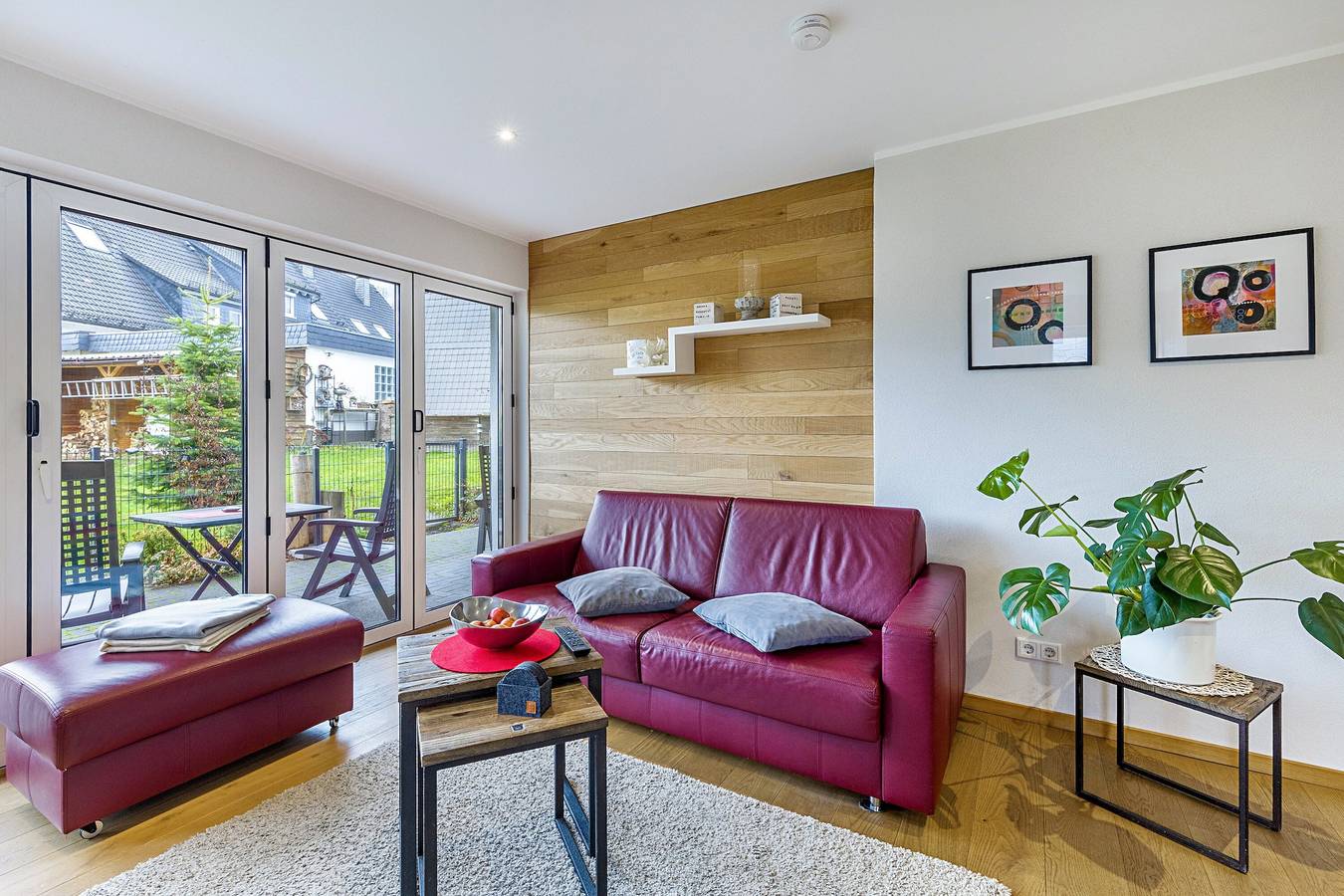 Ganze Wohnung, Ferienwohnung 'Amsel A, 50qm' mit Bergblick, privater Terrasse und Wlan in Lennestadt, Sauerland