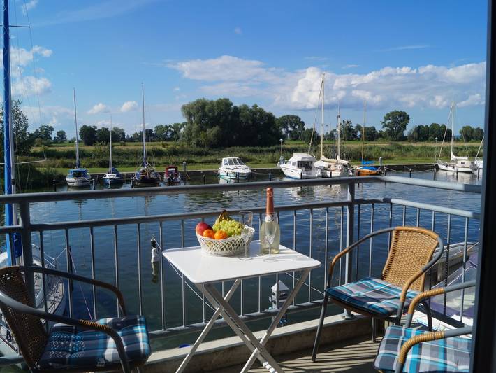 Ferienwohnung für 3 Personen, mit Balkon und Garten in Ueckermünde