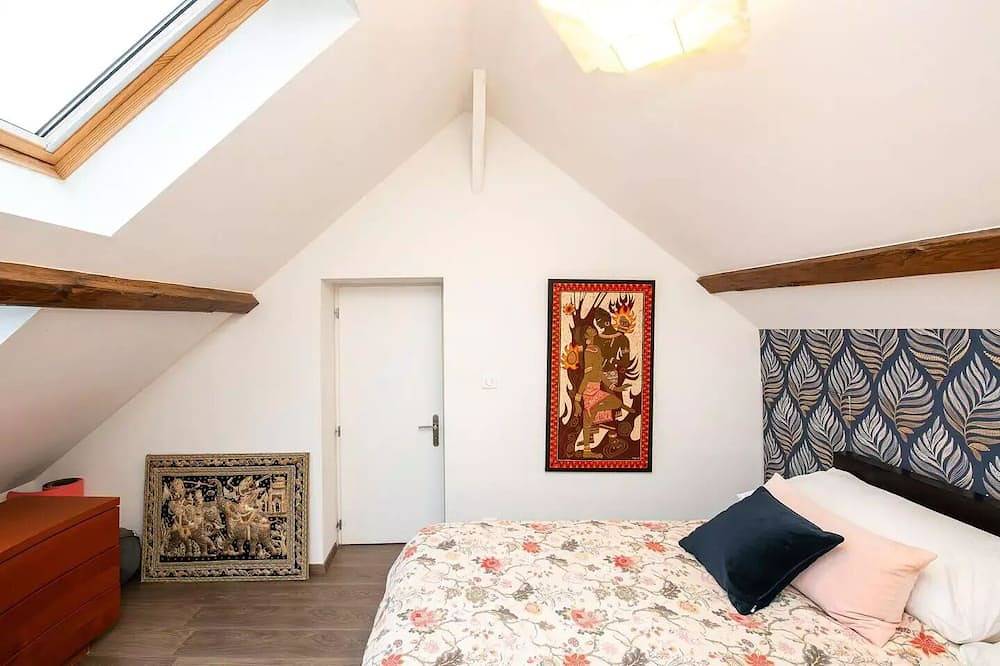 Villa Cendrée & 4 bedrooms & 20 minutes Geneva in Divonne-les-Bains, Gex