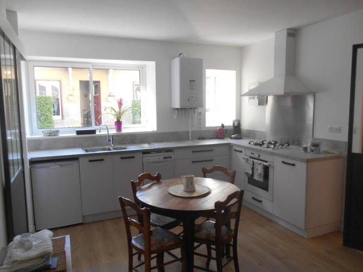 Gîte pour 4 personnes, avec jardin à Combronde - 3