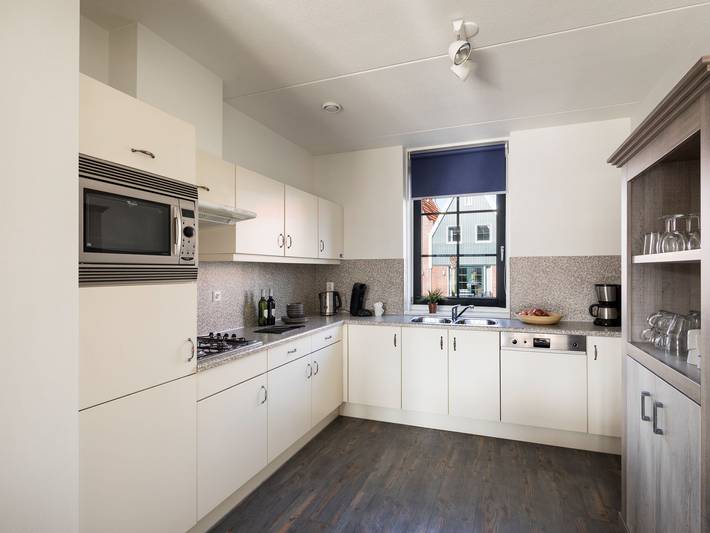 Ferienwohnung für 7 Personen, mit Balkon/Terrasse und Terrasse sowie Garten und Pool am Markermeer - 3