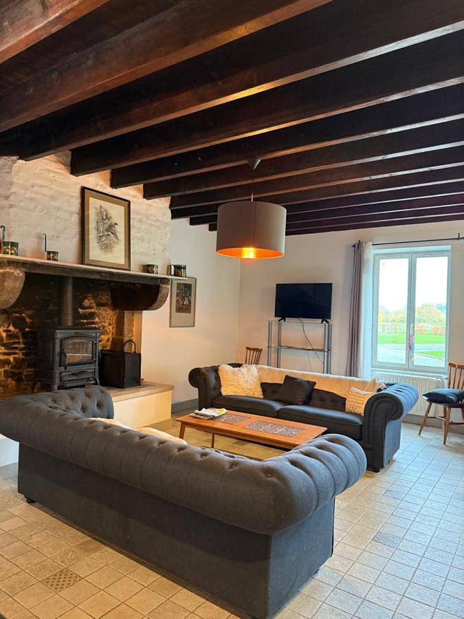 Gîte pour 2 personnes, avec vue et jardin à Vains - 4