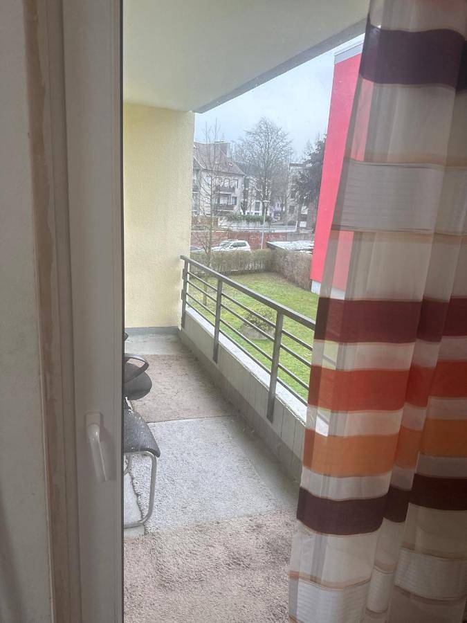 Appartement entier, Große Wohnung mit Balkon Raum Aachen G4 in Würselen, Rhénanie