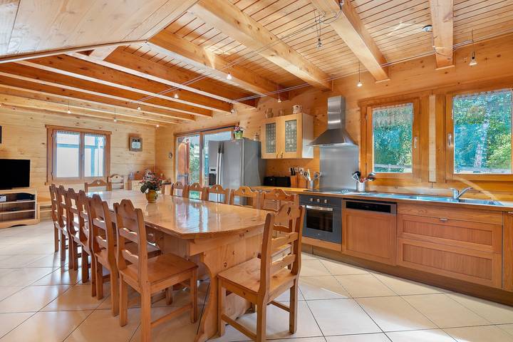 Maison pour 15 personnes, avec Jardin et Bassin pour enfant à Les Orres
