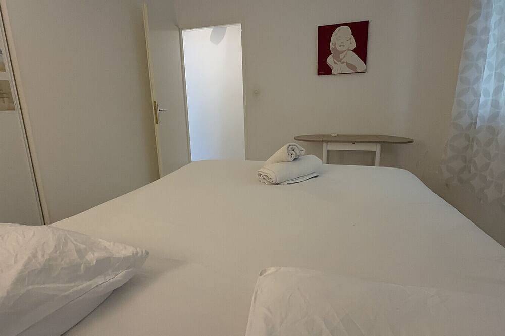 Entire apartment, Grabels Soleil Calme & Piscine in Grabels, Montpellier region