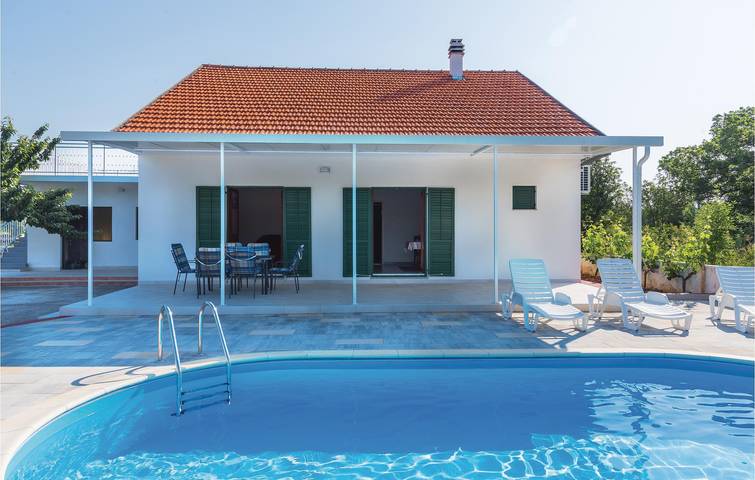Ferienhaus für 6 Personen, mit Terrasse in Grad Šibenik - 4