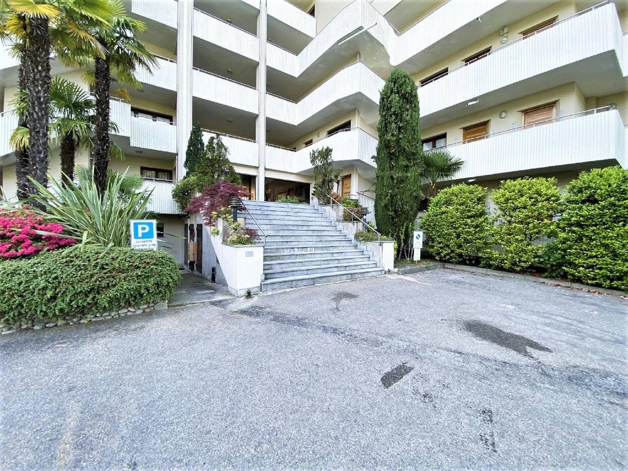Ganze Wohnung, Ferienwohnung mit Seeblick in Luino für 4 Personen in Luino, Comune di Luino