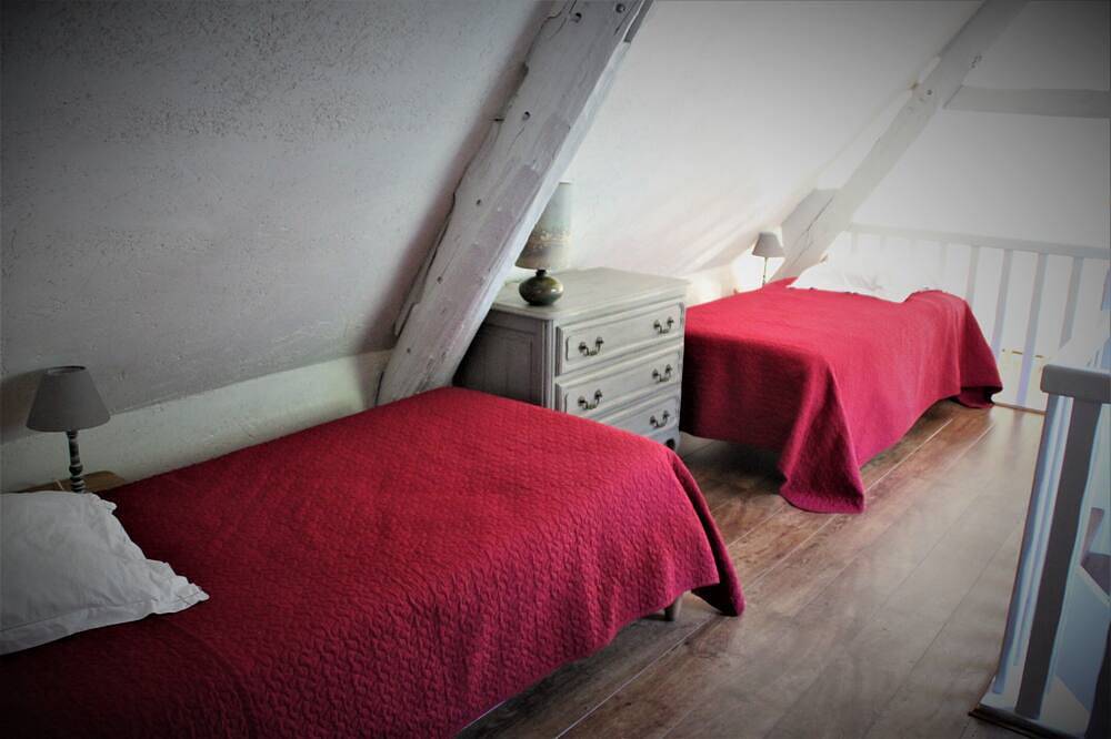 Pres Pontivy Cottage In A Country Setting And Relaxing wi-fi in Saint-Barthélemy (France), Pontivy region