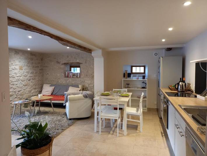 Location de vacances pour 4 personnes, avec piscine et jardin à Belvèze - 2