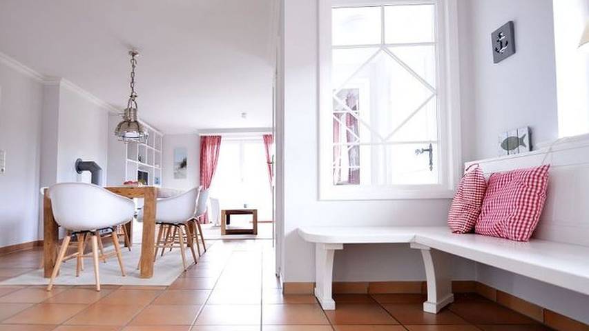 Ferienhaus für 8 Personen, mit Terrasse und Sauna sowie Garten, kinderfreundlich - 1