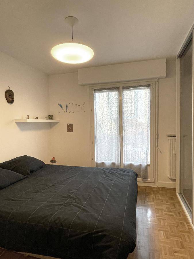 Appartement entier, Two-Bedroom Apartment in Les Lilas, Seine-Saint-Denis
