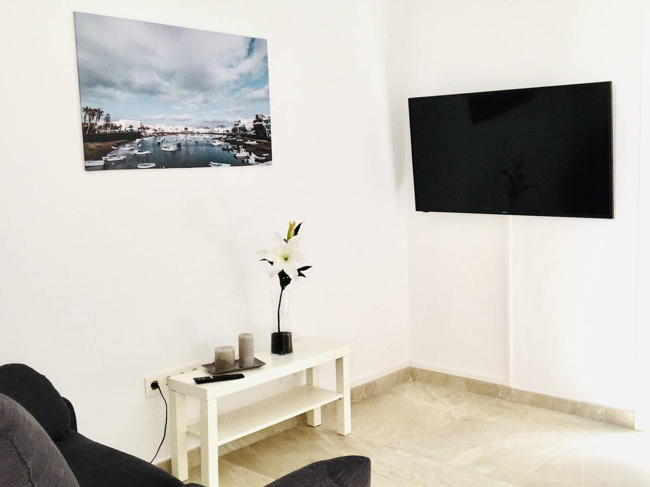Entire holiday apartment, One bedroom apartment with shared terrace in Tahiche, Teguise