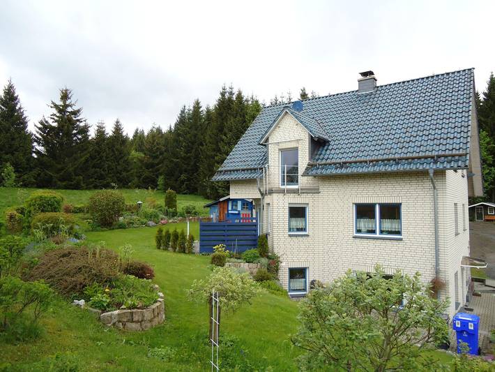 Ferienwohnung für 3 Personen, mit Terrasse und Garten in Buntenbock