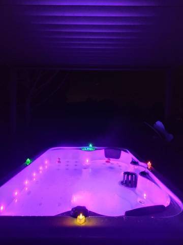 Maison d’hôte pour 2 personnes, avec jacuzzi ainsi que piscine et jardin dans Occitanie