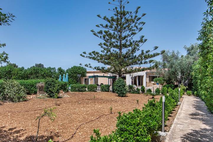 Chalet para 8 personas, con jardín además de piscina y terraza en Mallorca - 2