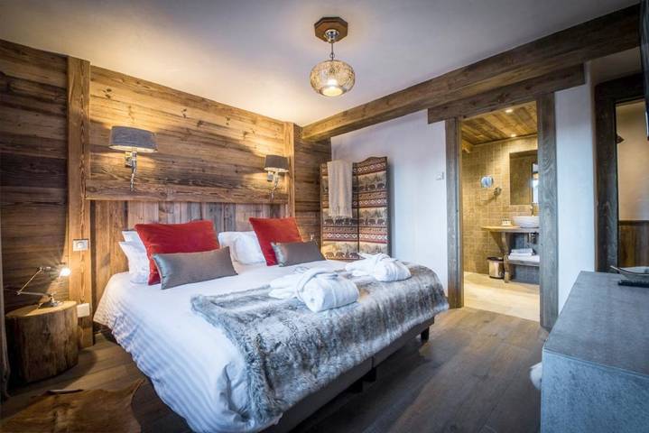 Chambre d’hôte pour 2 personnes, avec jacuzzi ainsi que terrasse et sauna en Savoie - 3