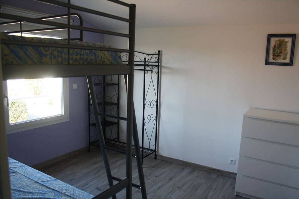 Etiquetado 4 * cabaña, piscina climatizada, climatizada, de 2 a 4 personas. in Carcès, Región Brignoles