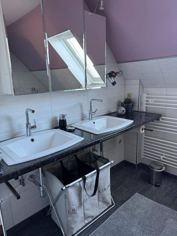 Ganze Wohnung, Wohlfühlen in gepflegter 70 qm Oberwohnung in Marienhafe, Landkreis Aurich