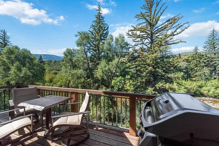 Maison de vacances pour 8 personnes, avec jacuzzi ainsi que balcon et piscine à Avon