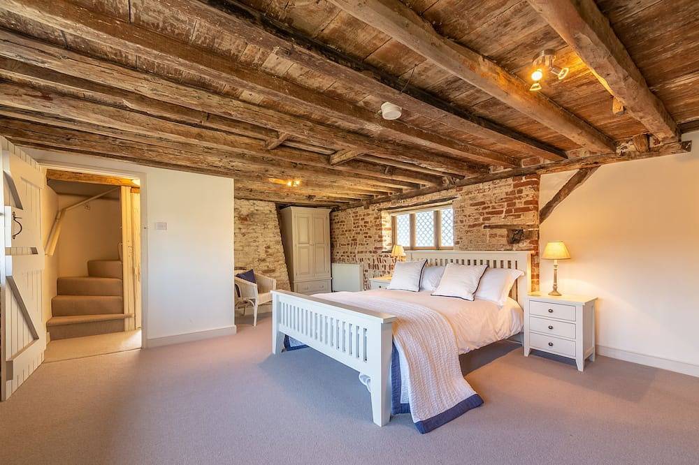 St Michael's Cottage, Wells-next-the-Sea, Norfolk in Wells-next-the-Sea, Norfolk Coast