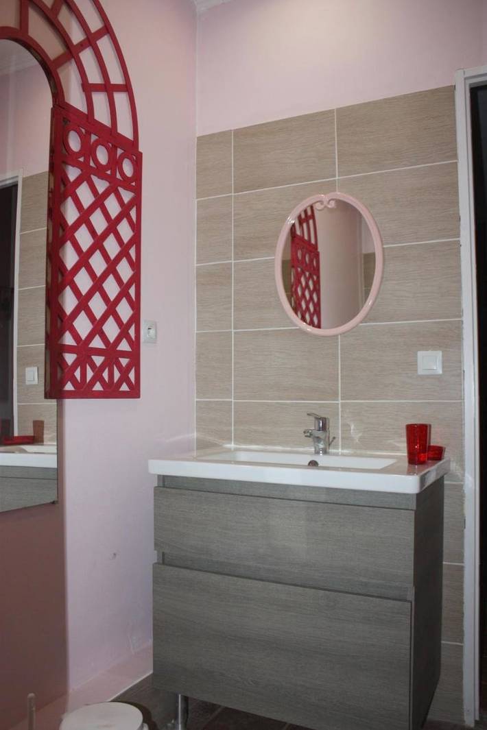 Location de vacances pour 2 personnes, avec jardin et vue ainsi que piscine et terrasse à Lavaur - 4