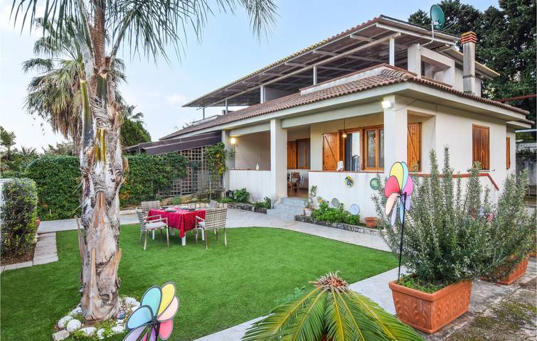 Casa vacanza per 6 persone, con piscina e terrazza, con animali domestici - 1