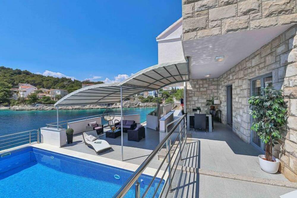 Casa vacanza a Razanj a partire da 730€ a notte