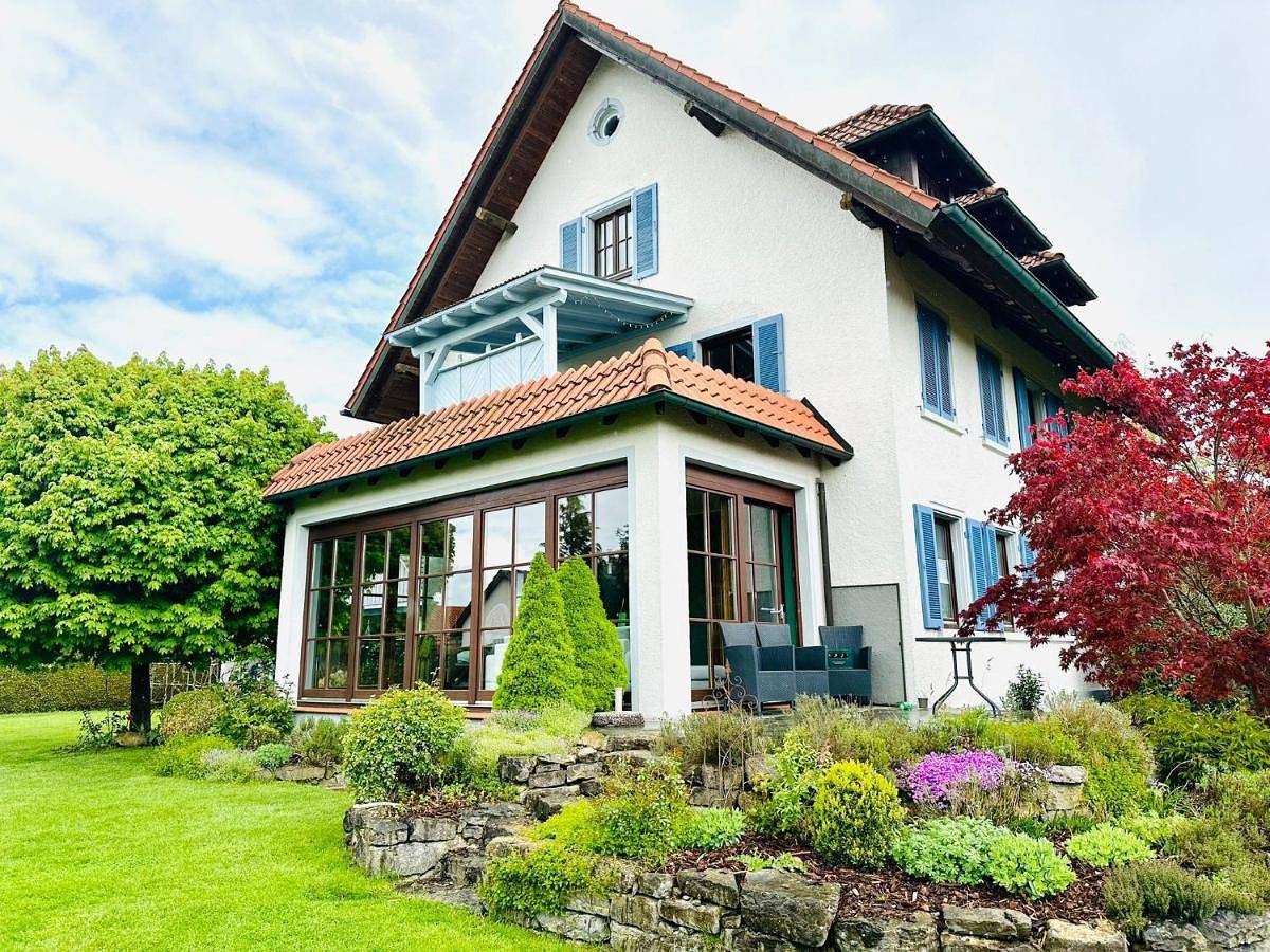Five-Bedroom House in Oberteuringen, Region Bodensee-Oberschwaben