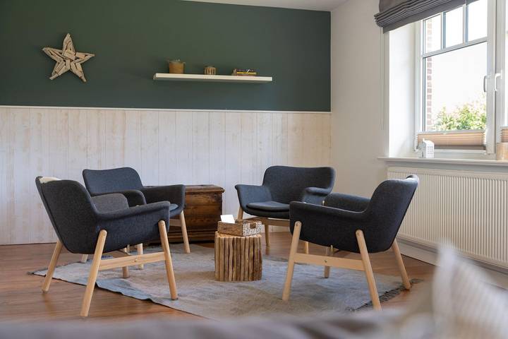 Ferienhaus für 8 Personen, mit Whirlpool und Terrasse sowie Garten und Sauna in Oevenum - 4
