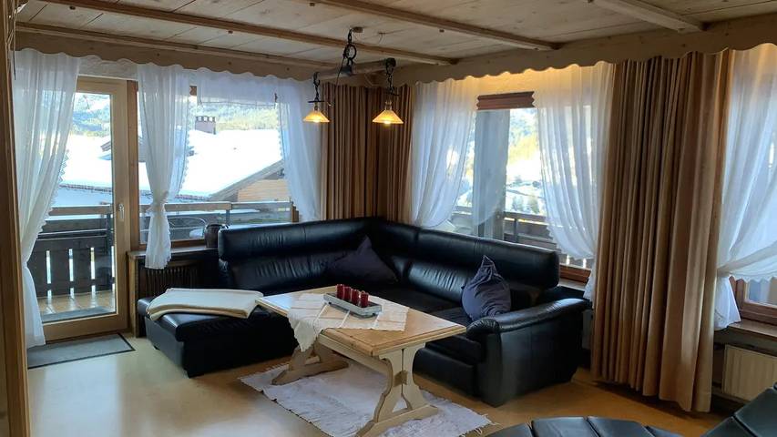 Gîte pour 7 personnes, avec sauna ainsi que jardin et terrasse, animaux acceptés à Mittelberg - 4